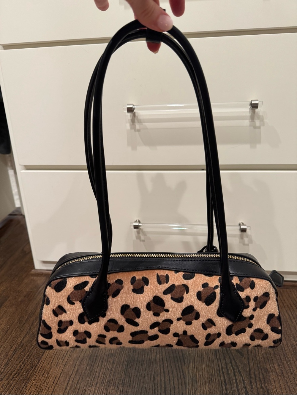 Black Strap Leopard Print Women’s Shoulder Bag